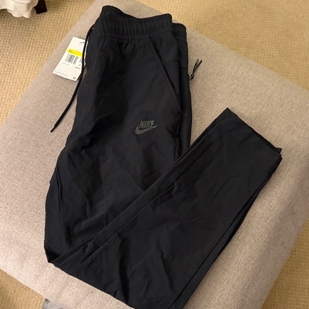 Nike Men's Black Joggers